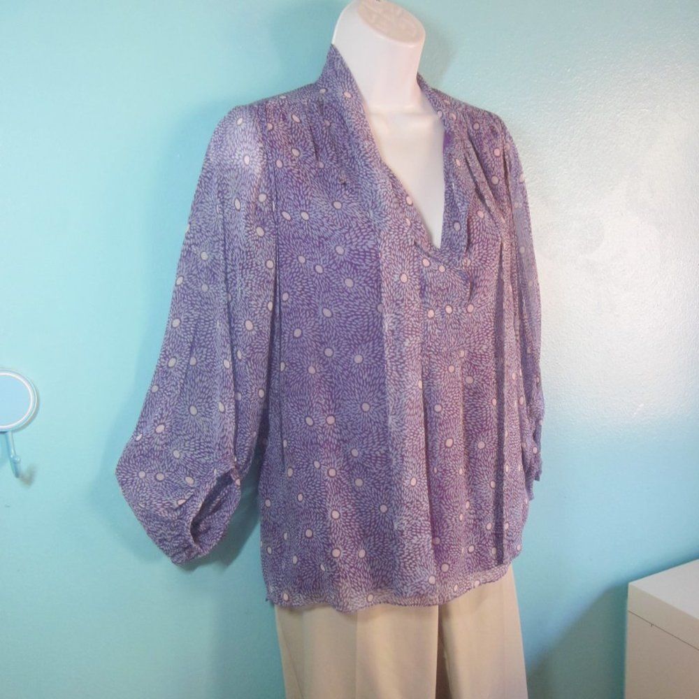 Diane Von Furstenberg Womens Size 2 Purple Silk Blouse Lined Top With Bow Detail
